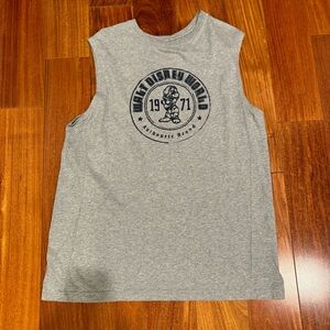 Walt Disney World men’s tank L